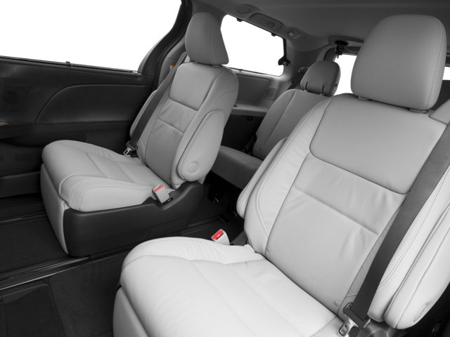 2016 Toyota Sienna XLE 8 Passenger