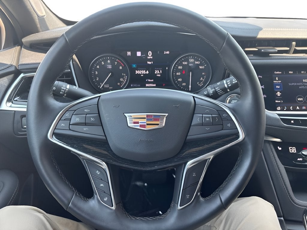 2025 Cadillac XT5 Premium Luxury