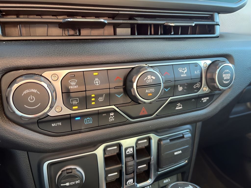 2024 Jeep Wrangler Willys 4xe