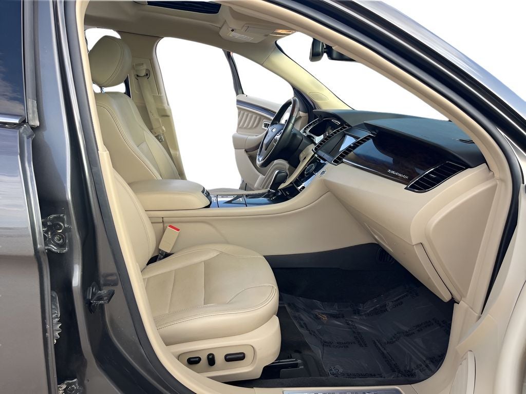 2018 Ford Taurus Limited