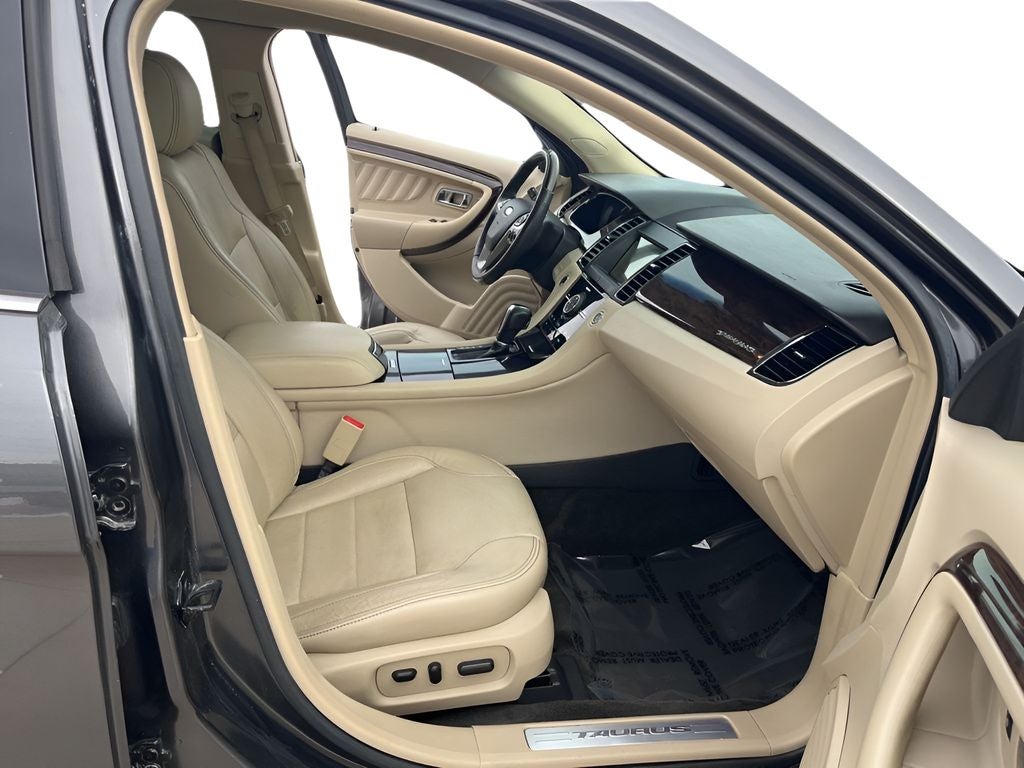 2018 Ford Taurus Limited