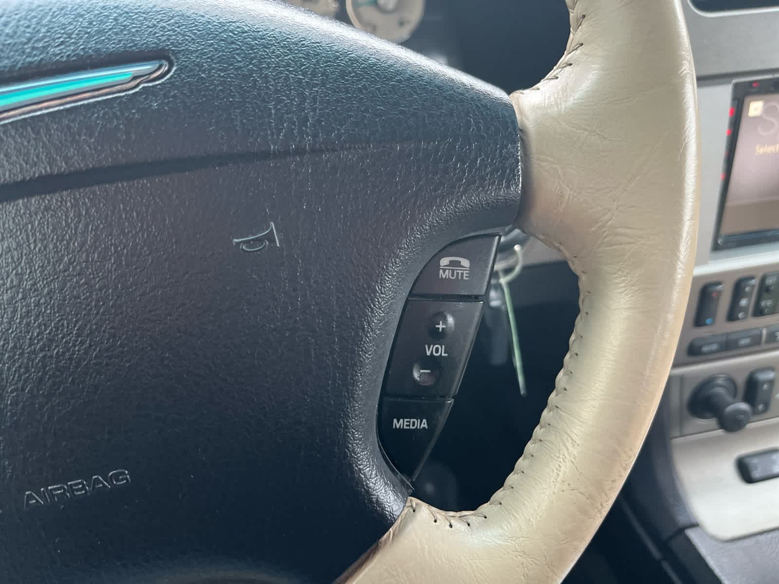 2004 Ford Thunderbird Deluxe