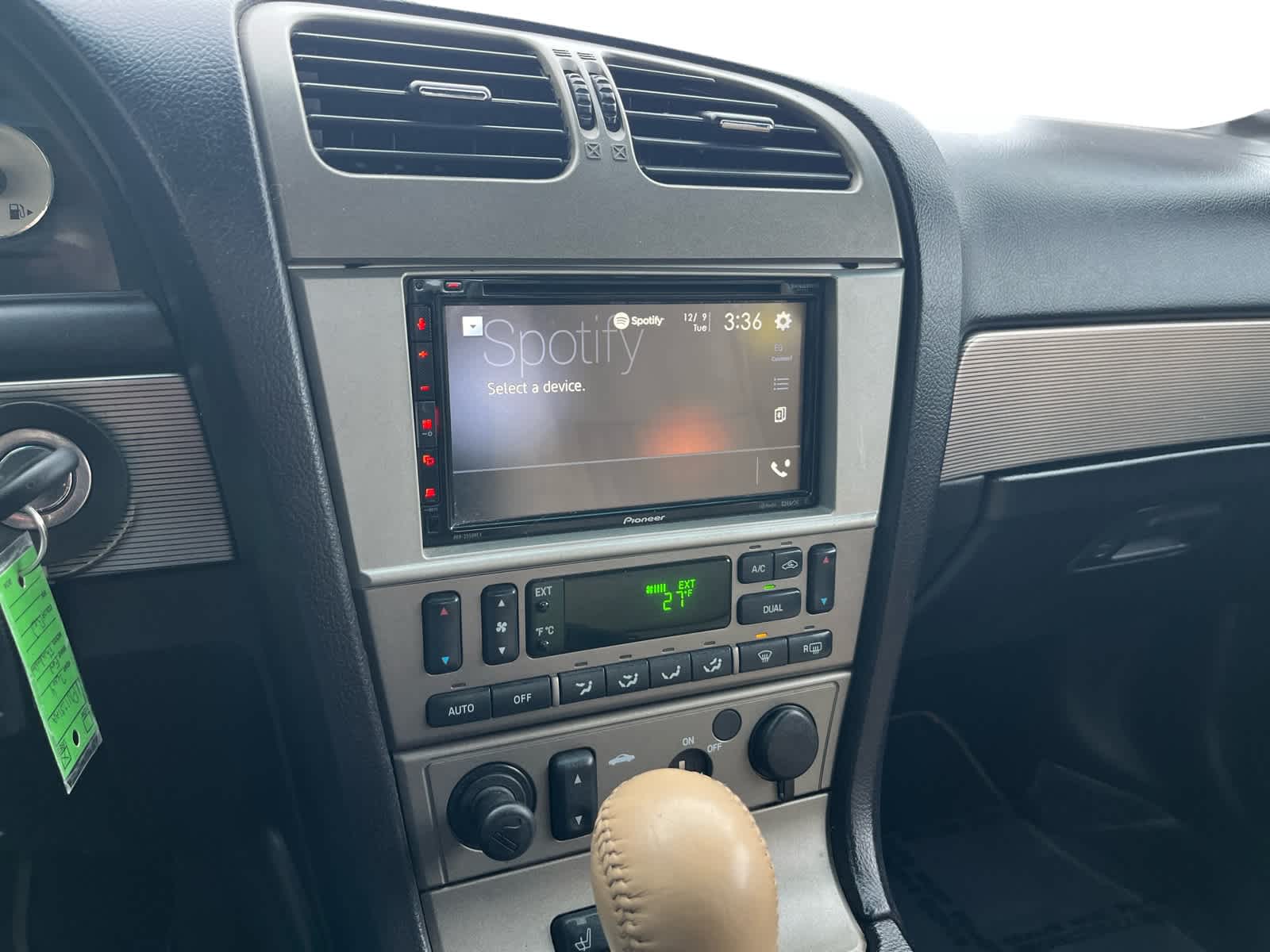 2004 Ford Thunderbird Deluxe