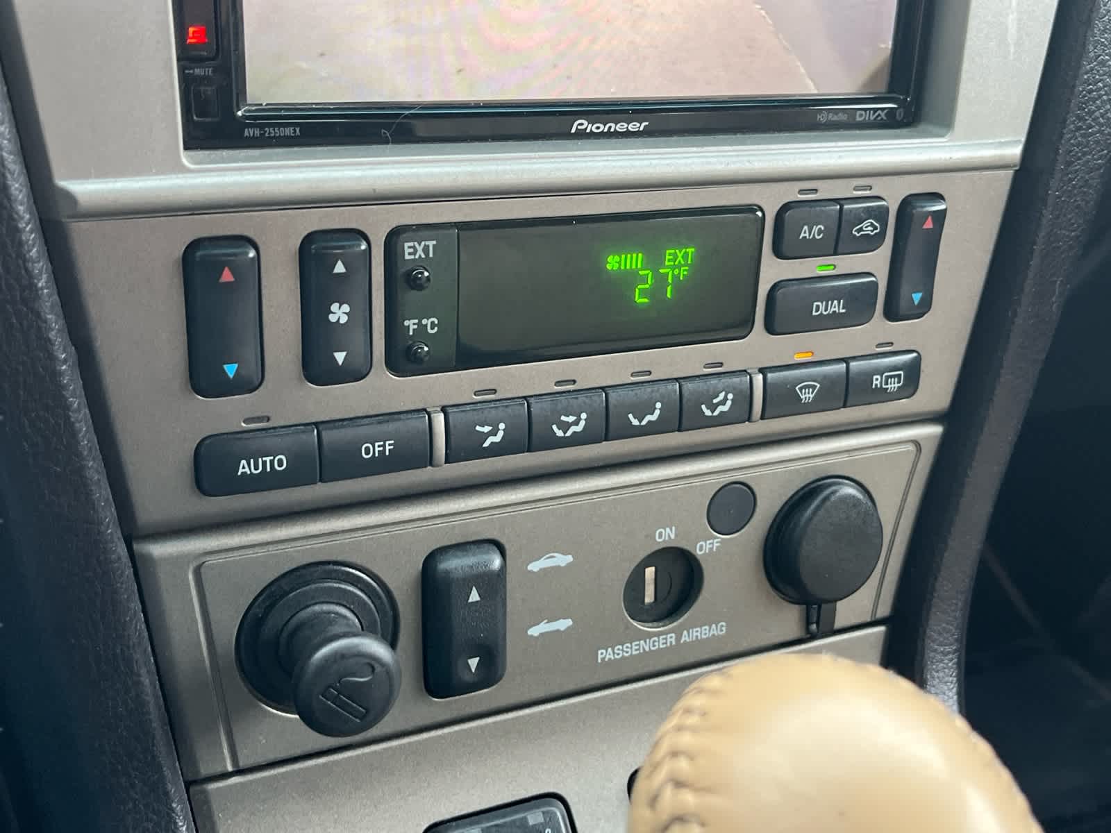 2004 Ford Thunderbird Deluxe