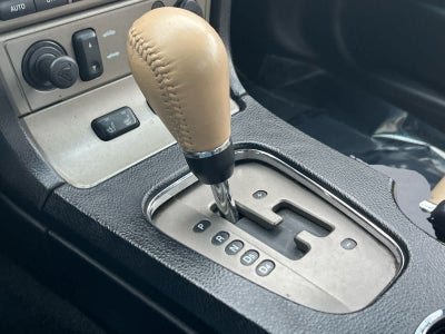 2004 Ford Thunderbird Deluxe