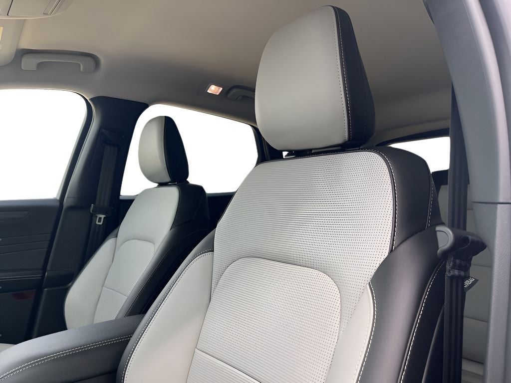 2026 Ford Escape Platinum