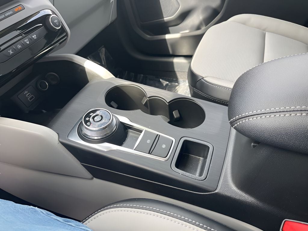 2026 Ford Escape Platinum