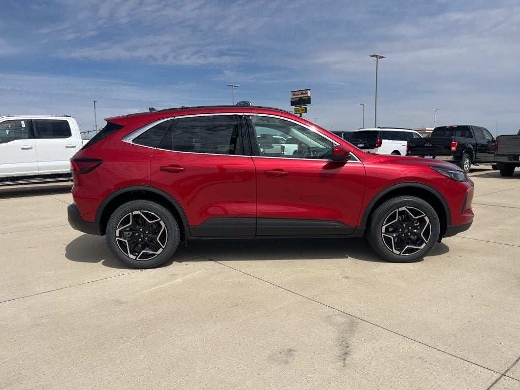 2026 Ford Escape Platinum