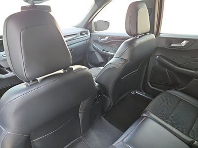 2026 Ford Escape ST-Line Elite