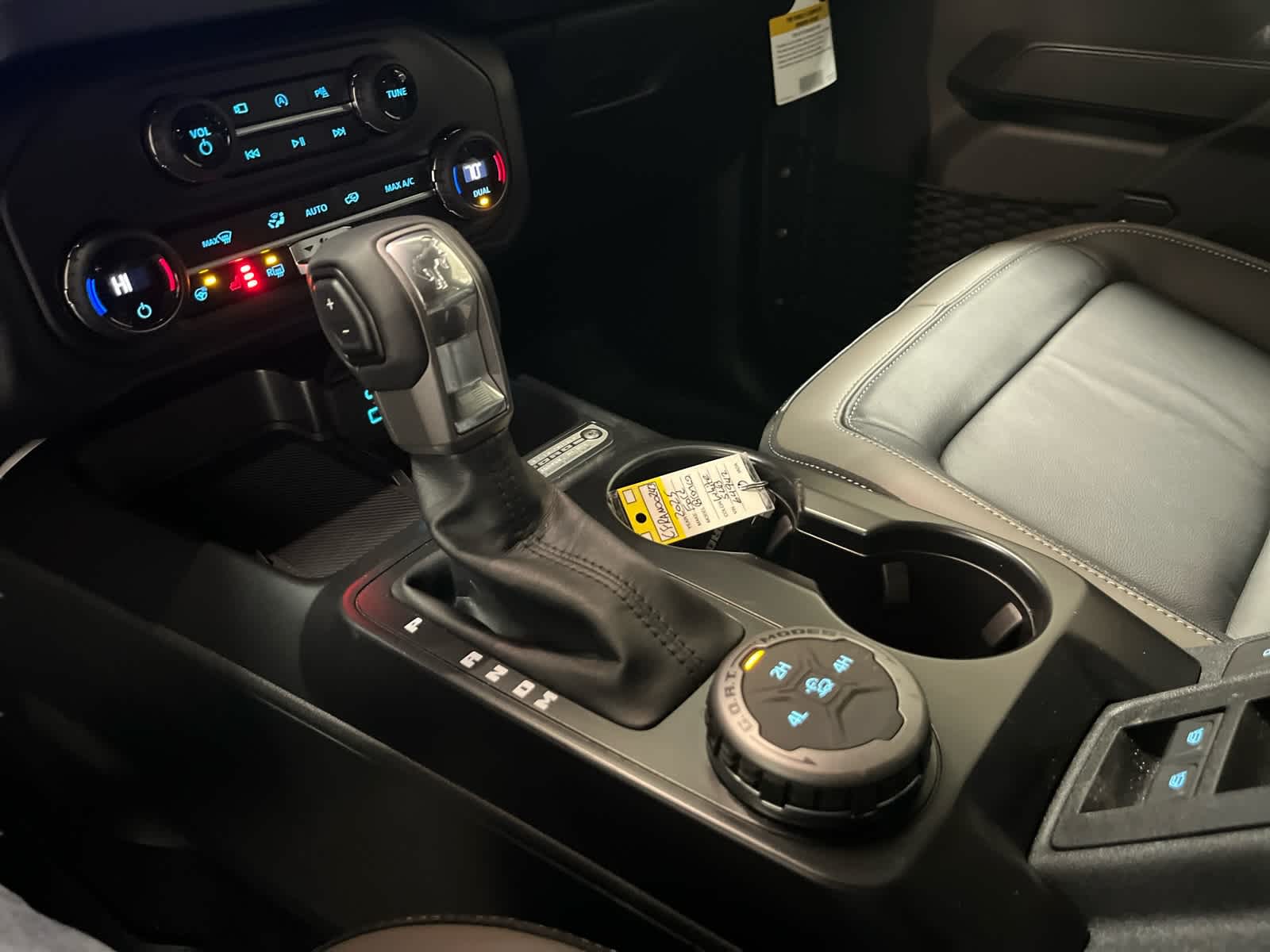 2025 Ford Bronco Outer Banks®