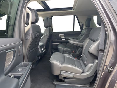 2026 Ford Expedition MAX Platinum®