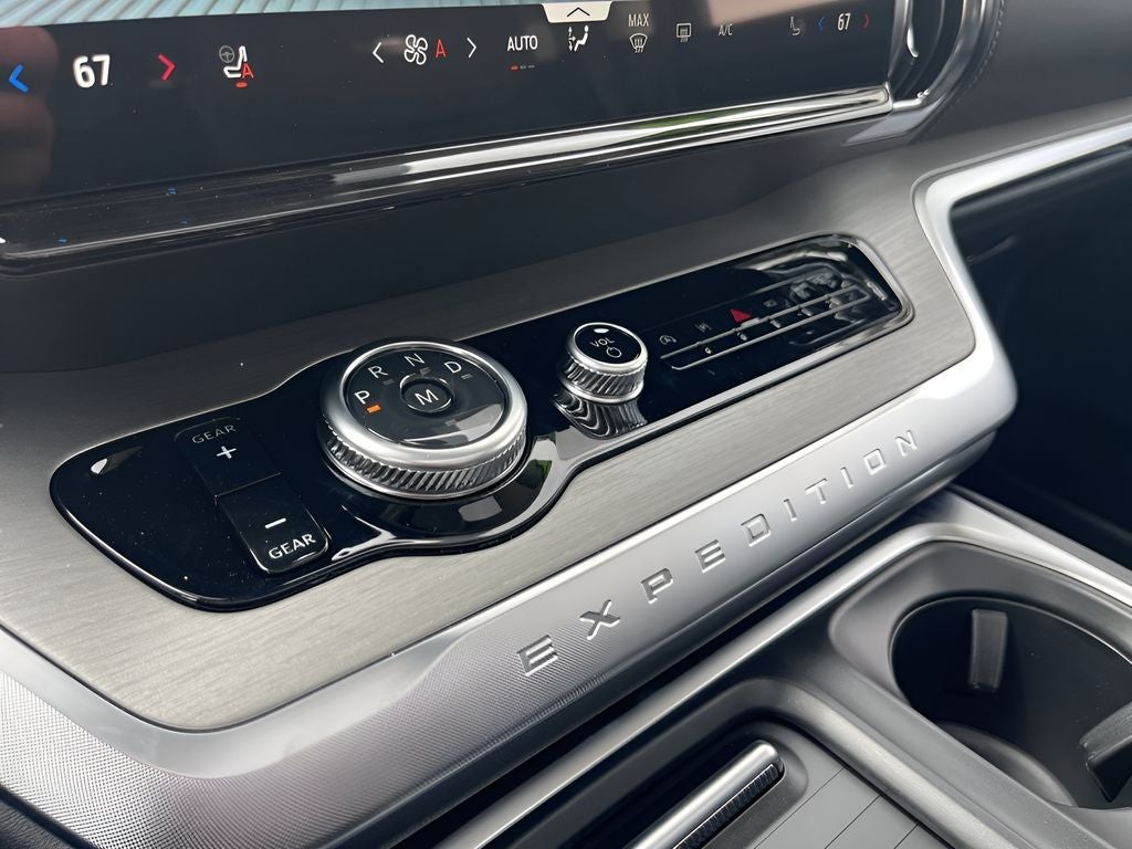 2026 Ford Expedition MAX Platinum®