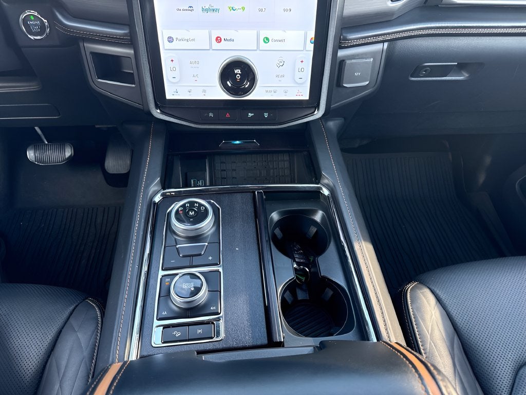 2022 Ford Expedition Max Platinum