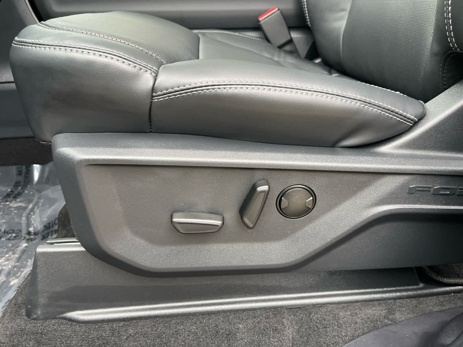 2025 Ford Expedition Platinum®