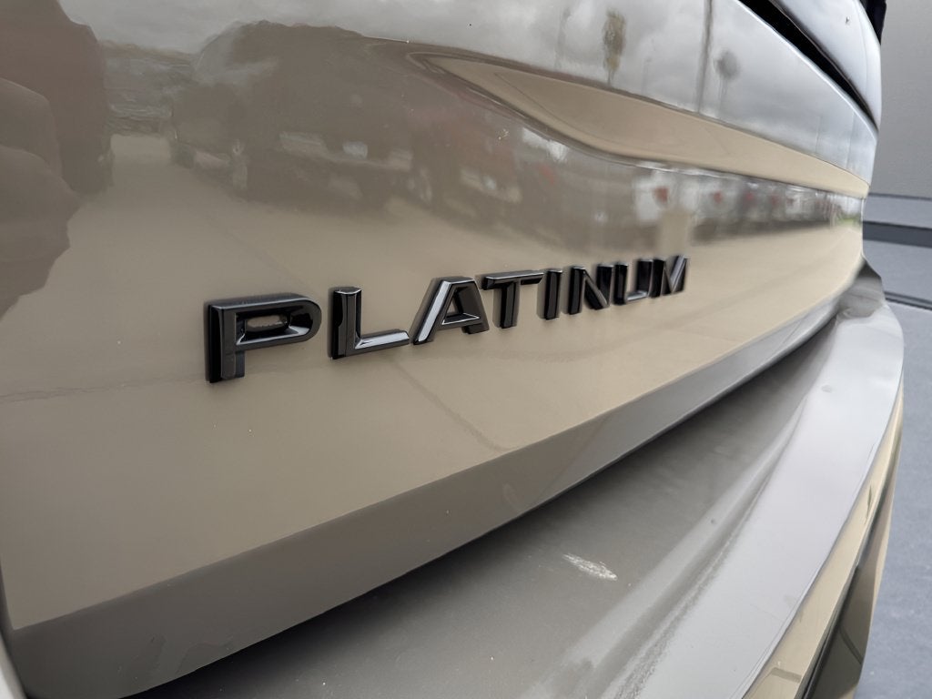 2027 Ford Expedition Platinum