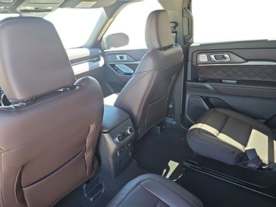 2026 Ford Explorer Platinum™