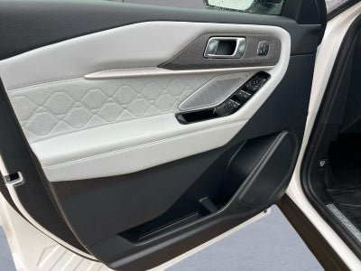 2026 Ford Explorer Platinum™