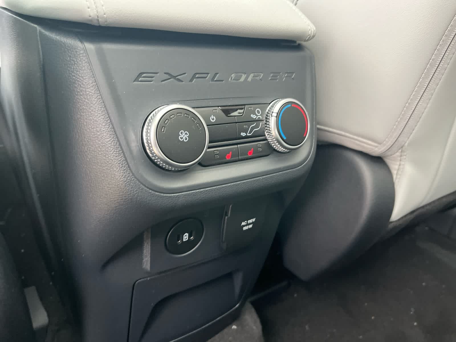 2026 Ford Explorer Platinum™