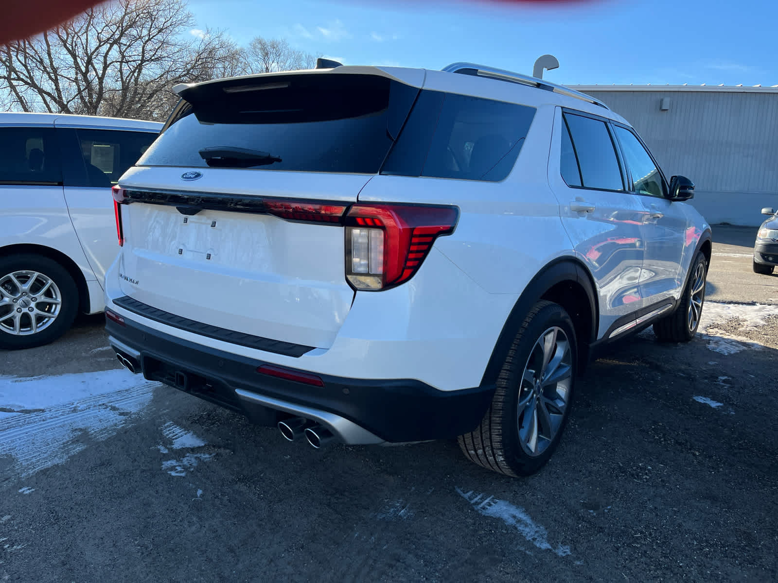 2025 Ford Explorer Platinum