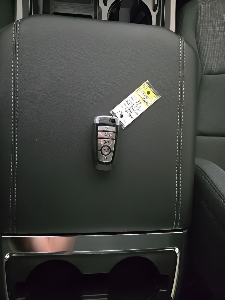 2026 Ford Super Duty F-250® XLT