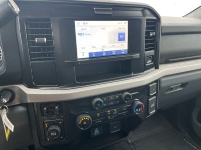 2026 Ford Super Duty F-350® XLT