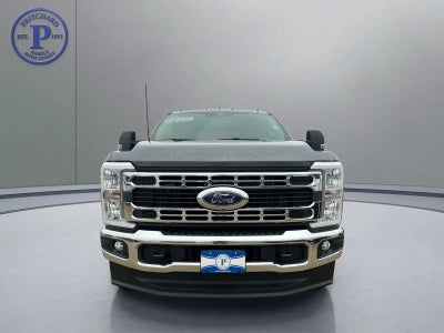 2026 Ford Super Duty F-350® XLT