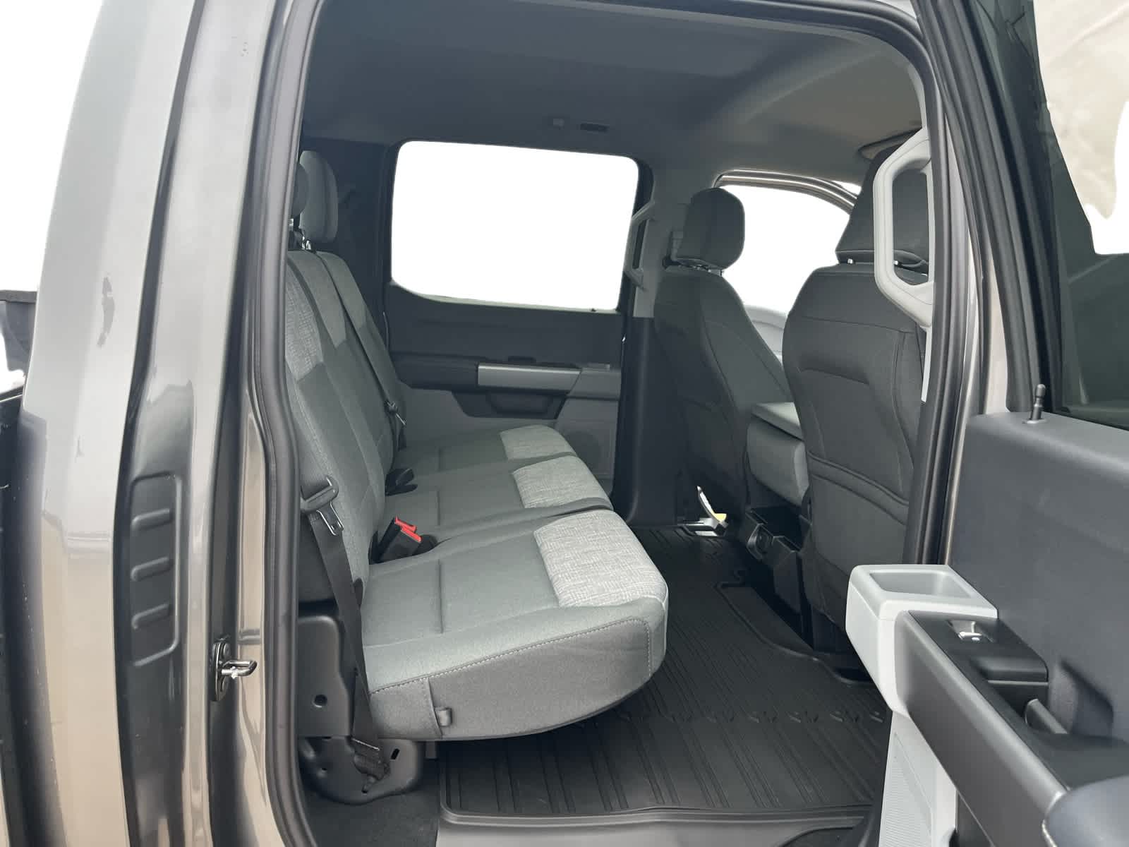 2026 Ford Super Duty F-350® XLT