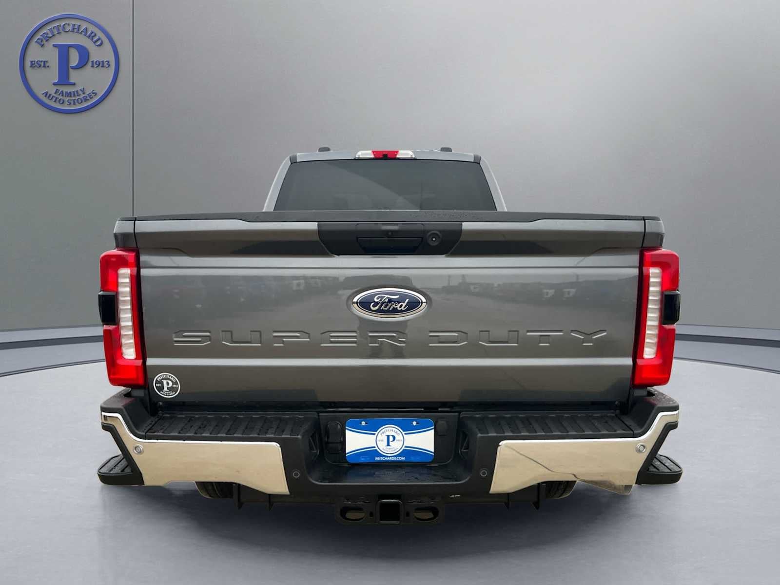 2026 Ford Super Duty F-350® XLT