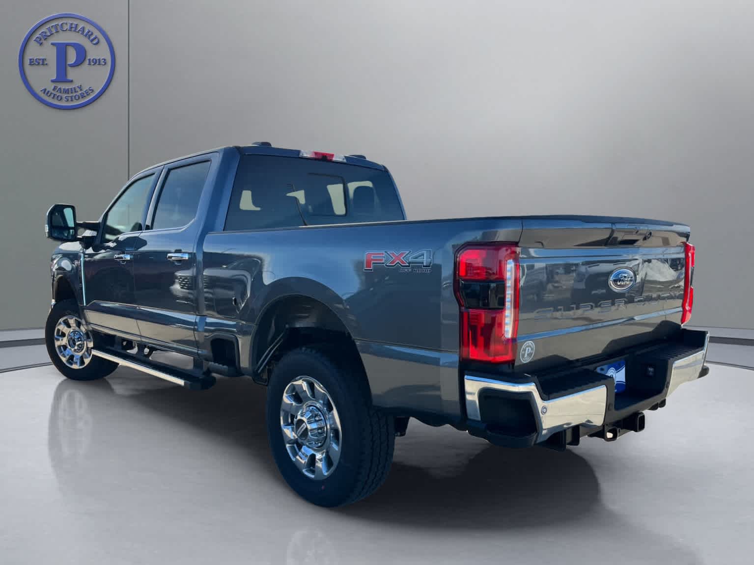 2026 Ford Super Duty F-350® Lariat®