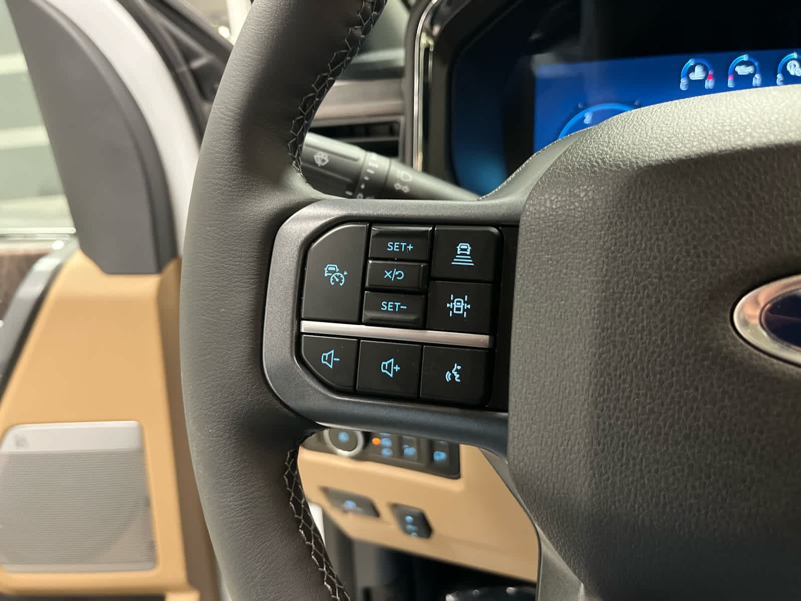 2026 Ford Super Duty F-350® Lariat®