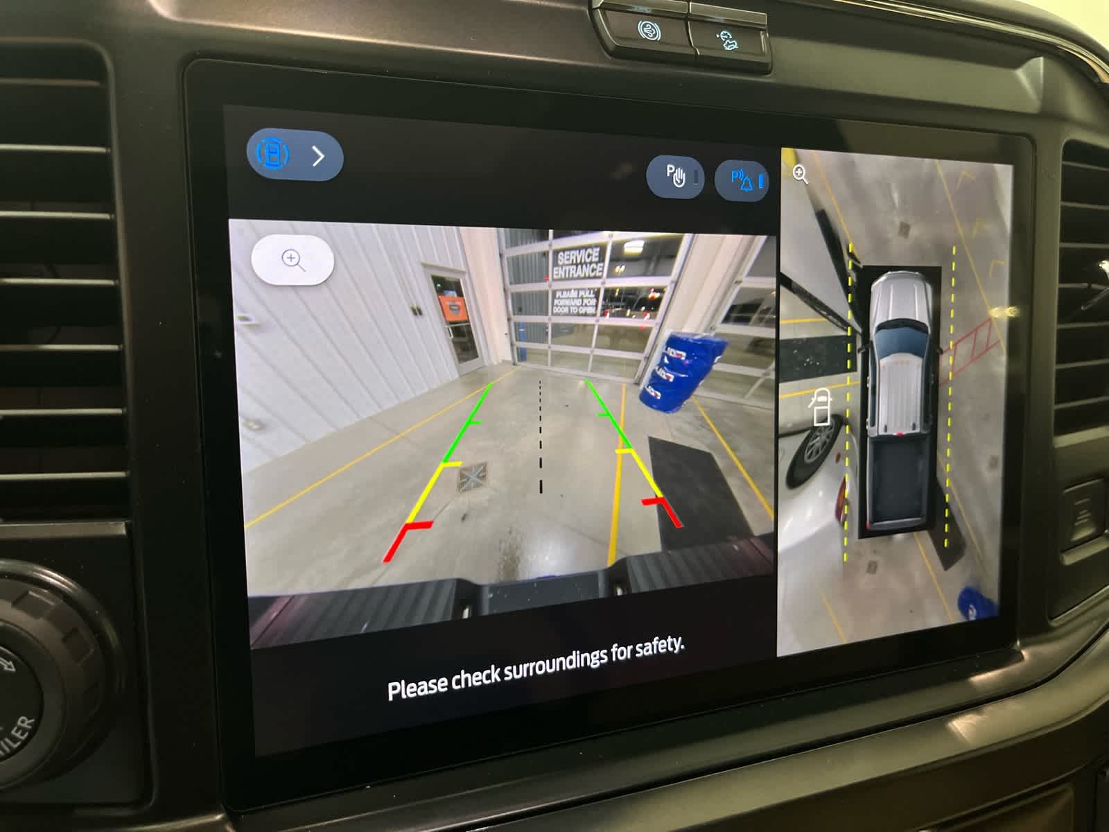 2026 Ford Super Duty F-350® Lariat®