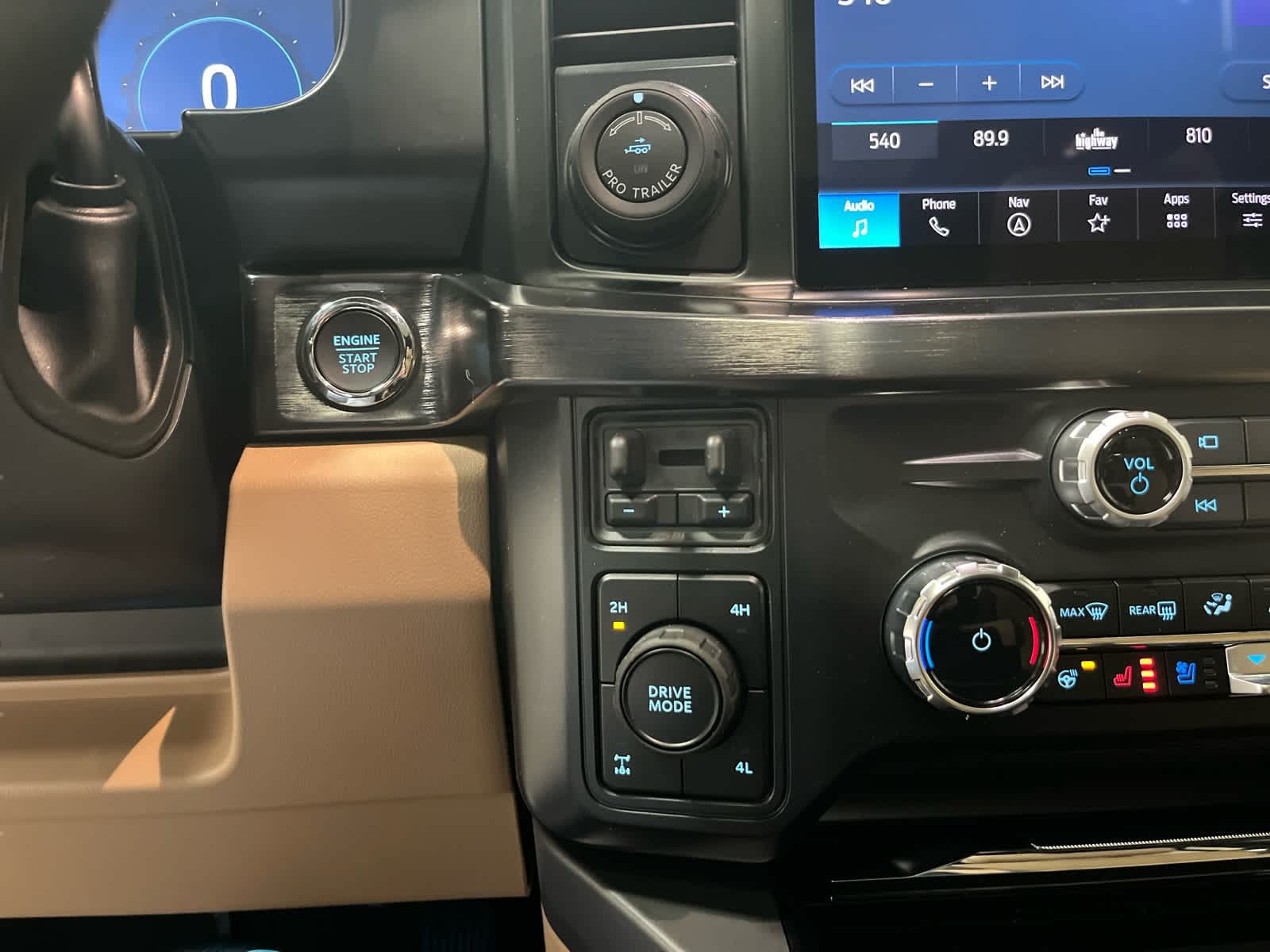 2026 Ford Super Duty F-350® Lariat®