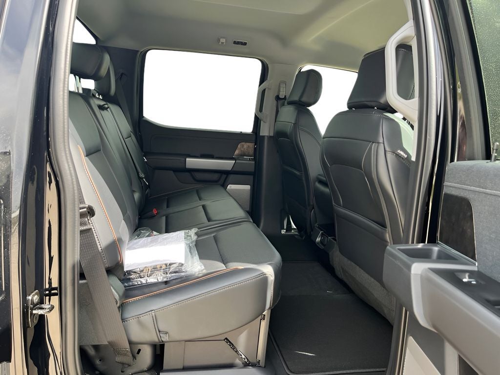 2026 Ford Super Duty F-350® Lariat®
