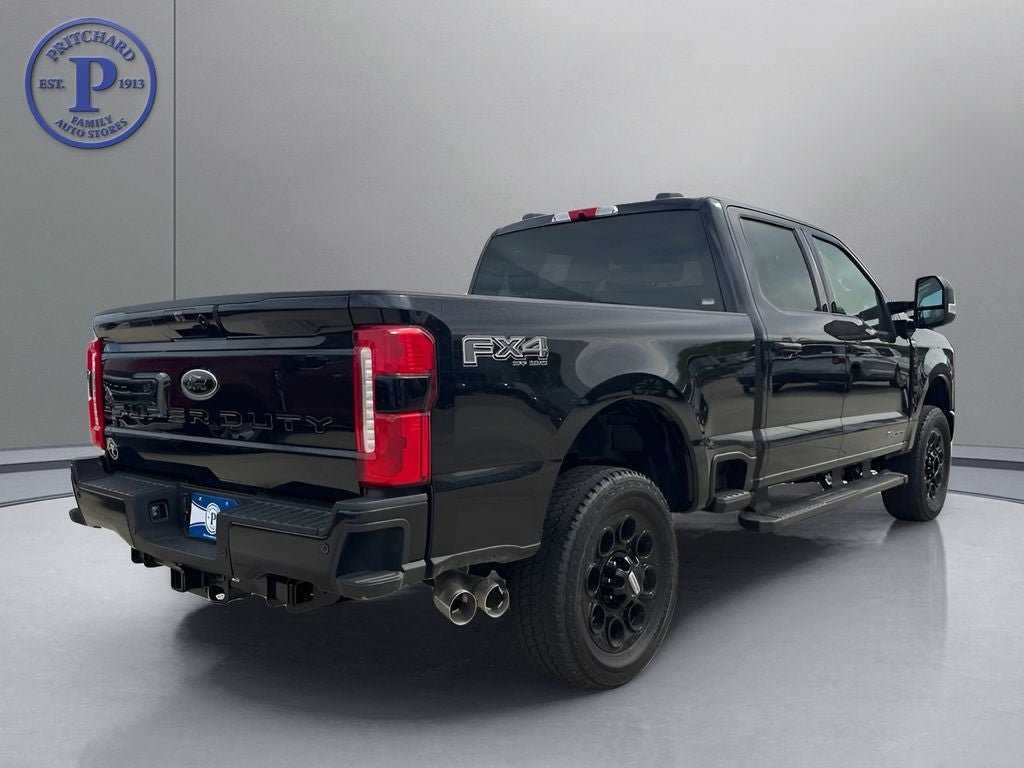 2026 Ford Super Duty F-350® Lariat®