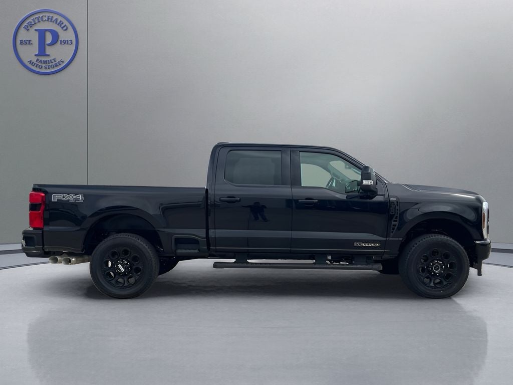 2026 Ford Super Duty F-350® Lariat®