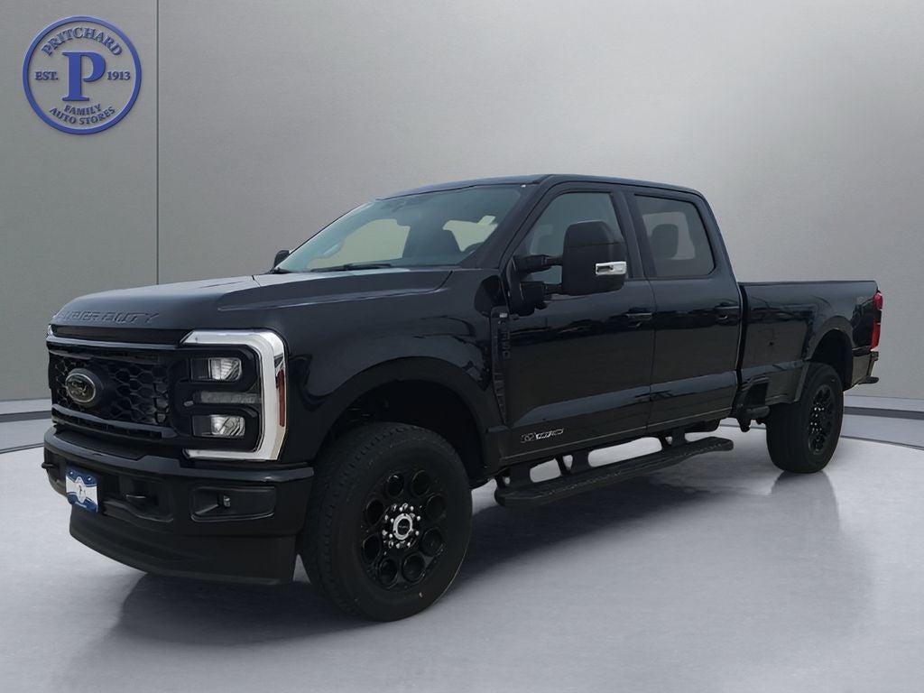 2026 Ford F-350 Super Duty XLT - Photo 3