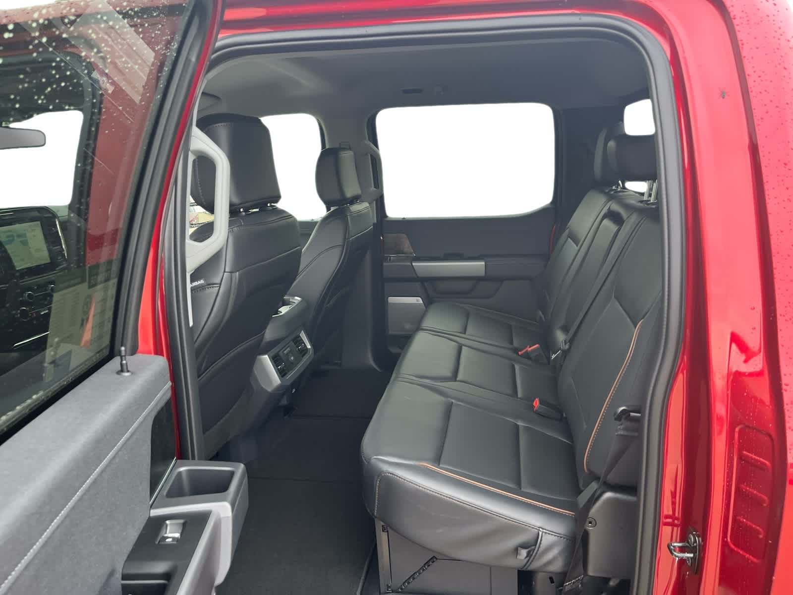 2026 Ford Super Duty F-350® Lariat®