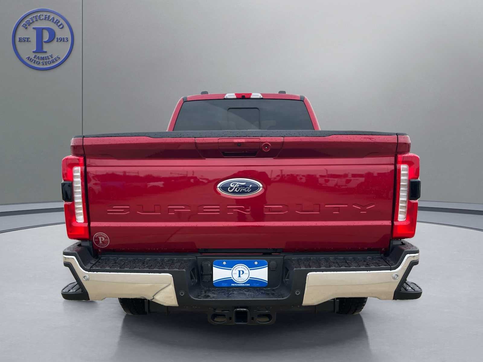 2026 Ford Super Duty F-350® Lariat®