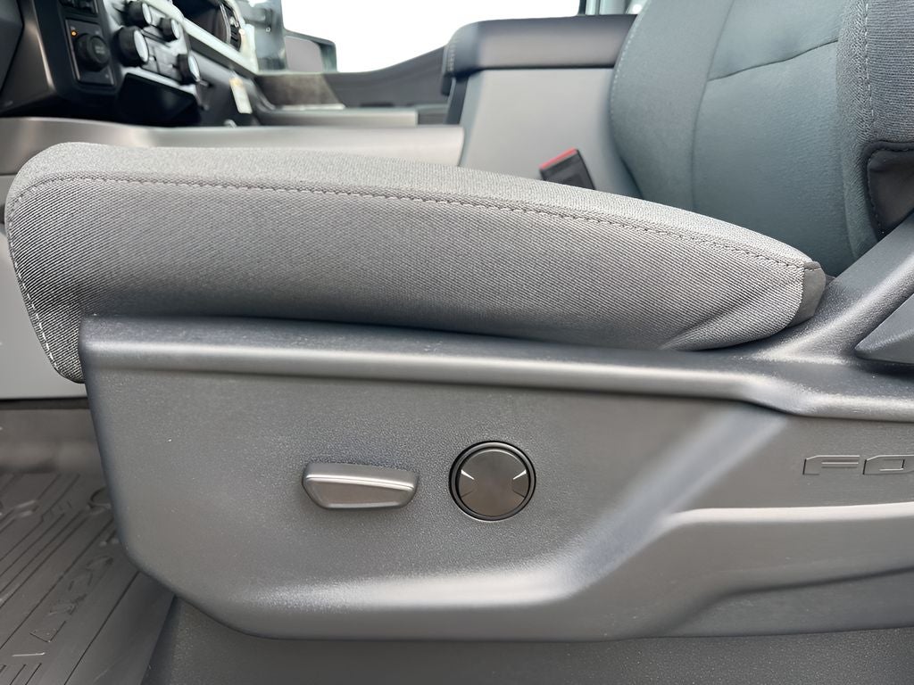 2026 Ford F-350SD XLT DRW