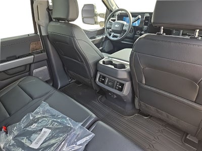 2026 Ford Super Duty F-350® Lariat®