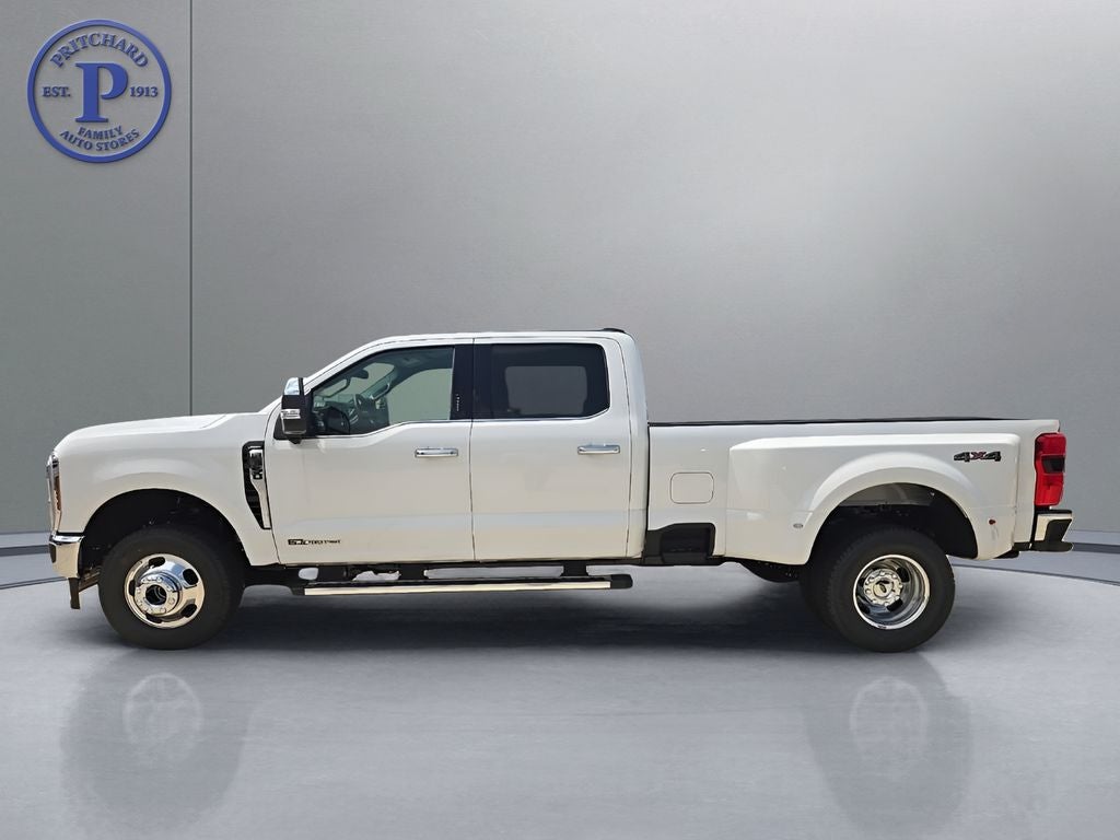 2026 Ford Super Duty F-350® Lariat®