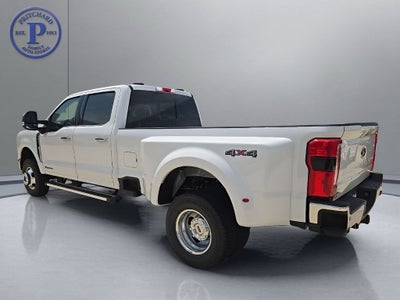 2026 Ford Super Duty F-350® Lariat®