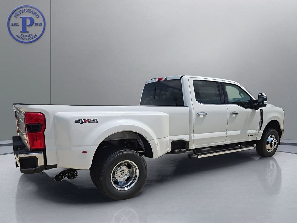 2026 Ford Super Duty F-350® Lariat®
