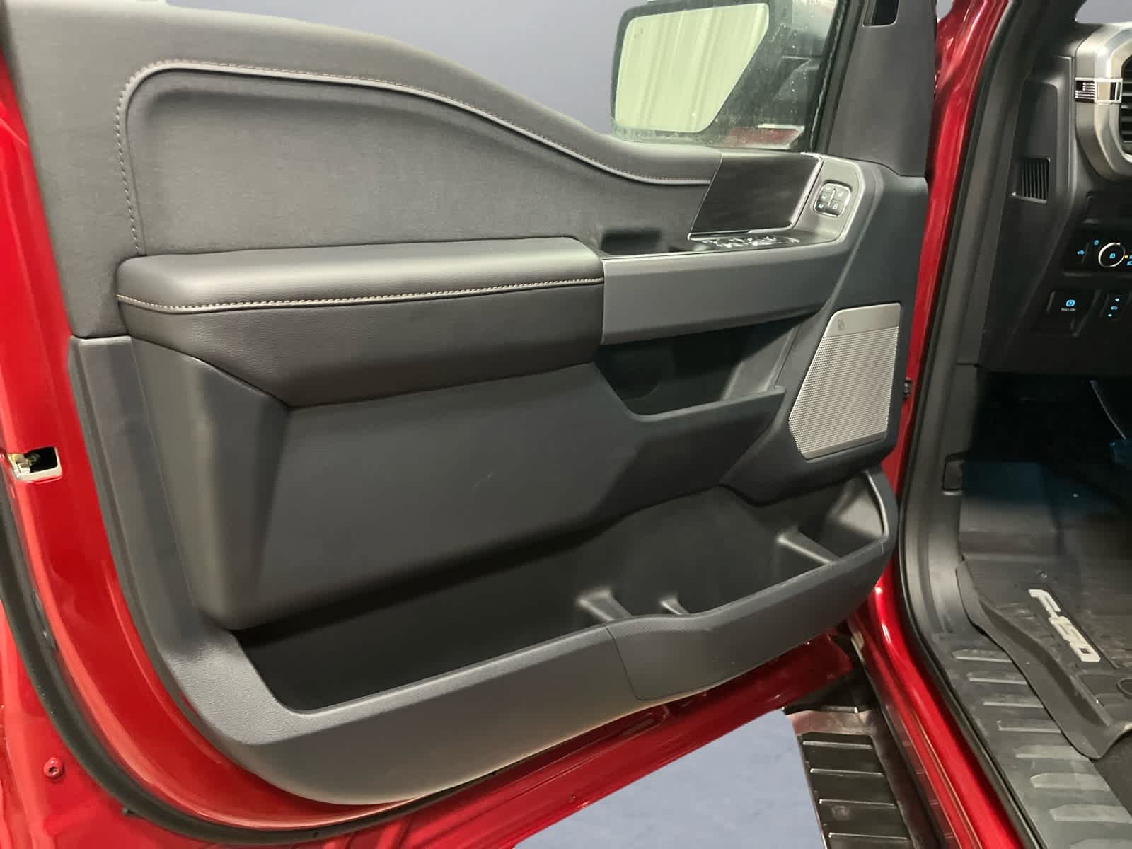 2025 Ford F-150 Lariat®