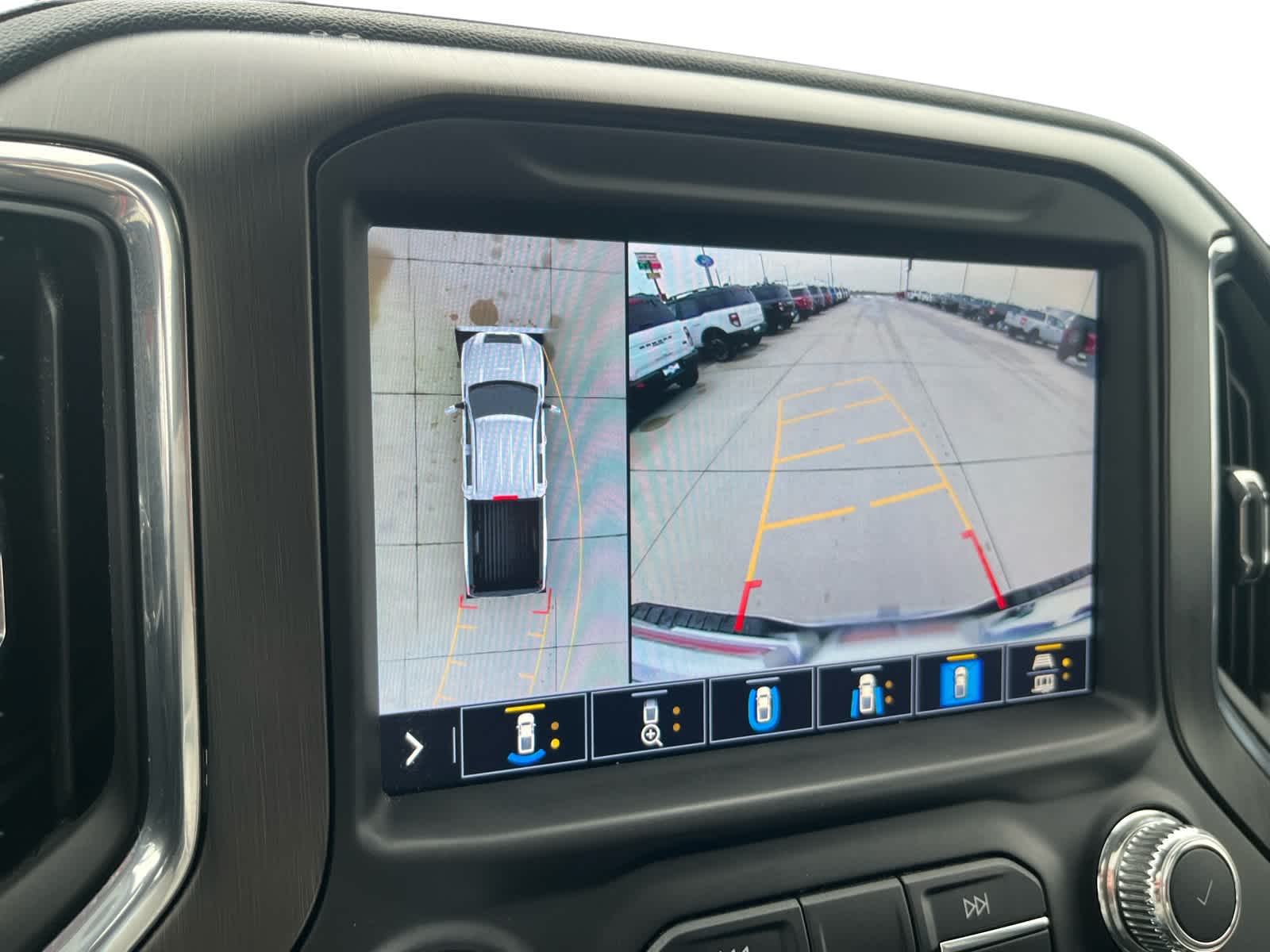 2023 GMC Sierra 2500HD AT4