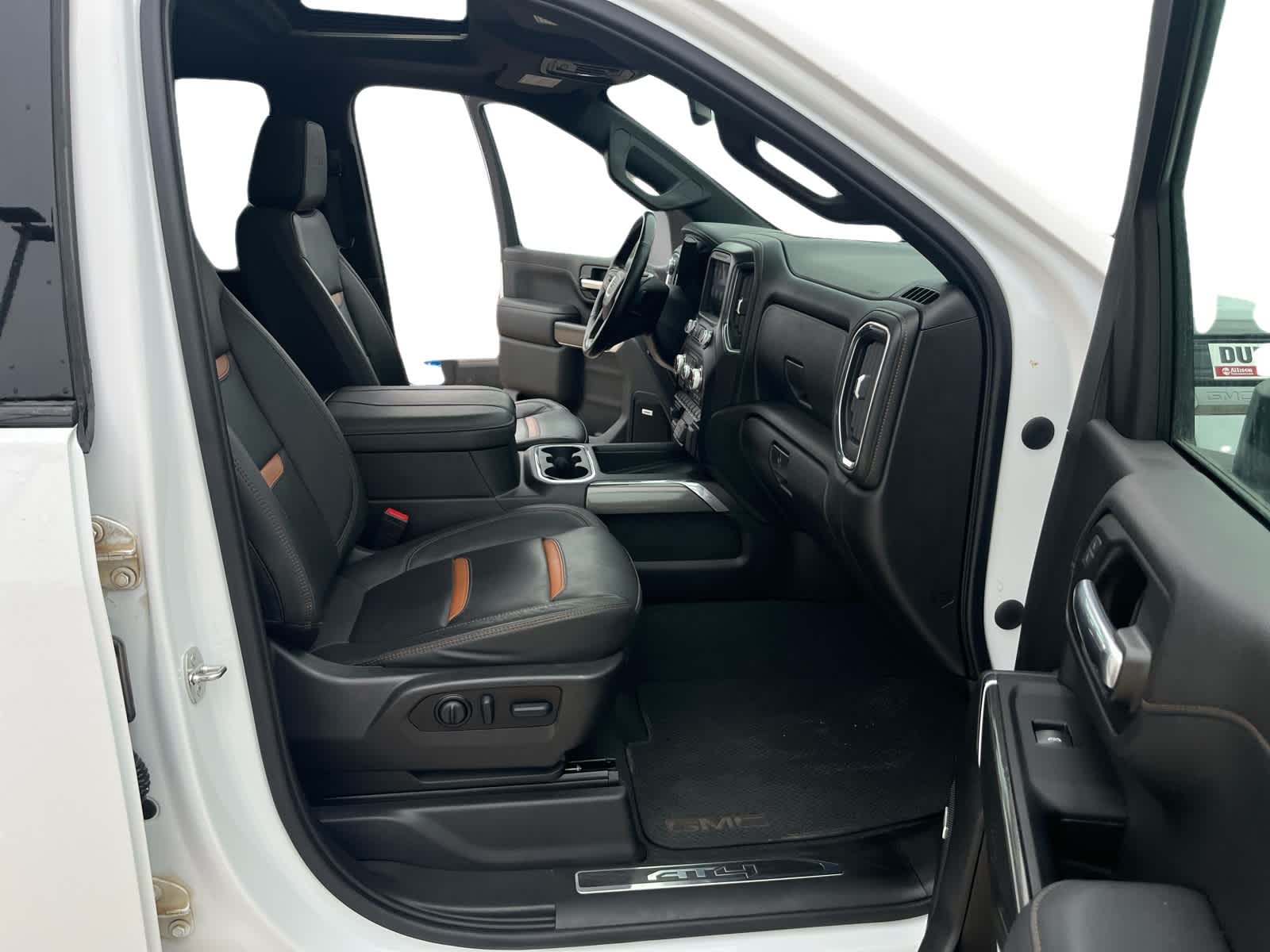 2023 GMC Sierra 2500HD AT4