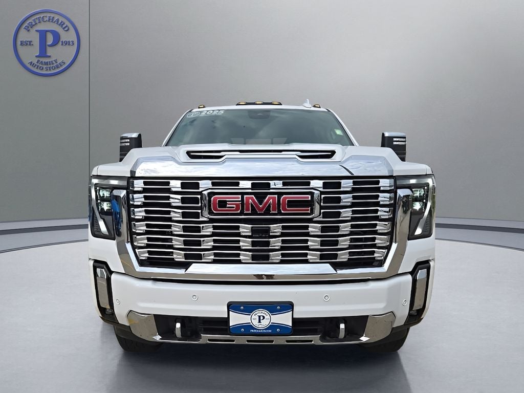 2025 GMC Sierra 3500HD Denali