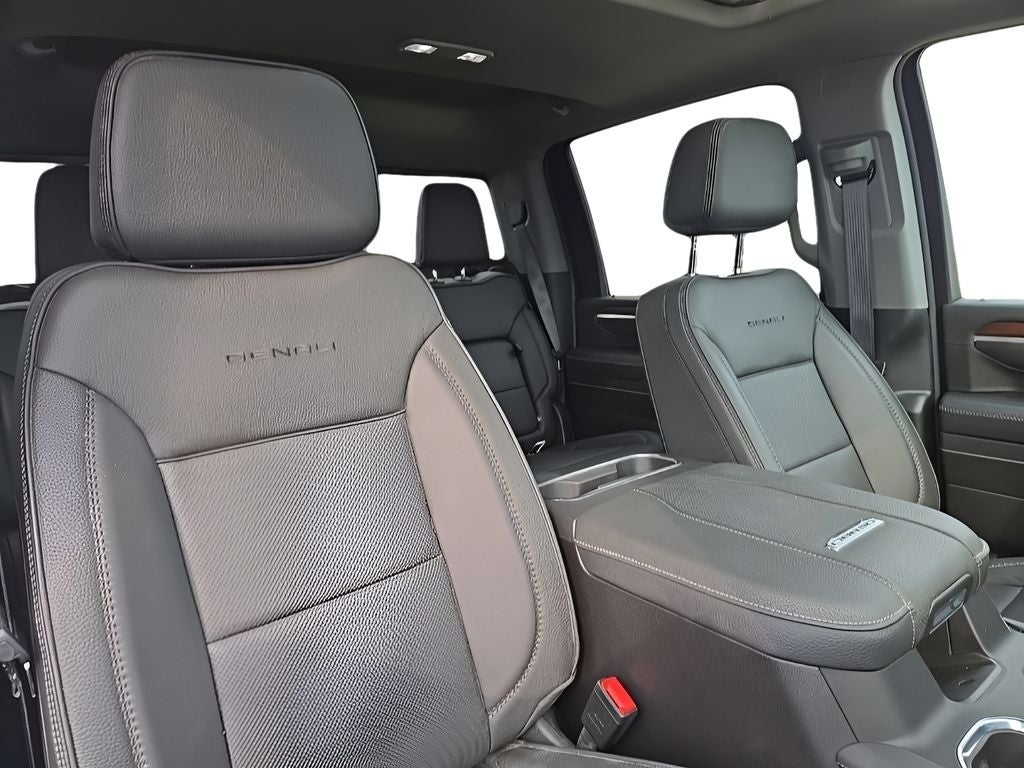 2025 GMC Sierra 3500HD Denali