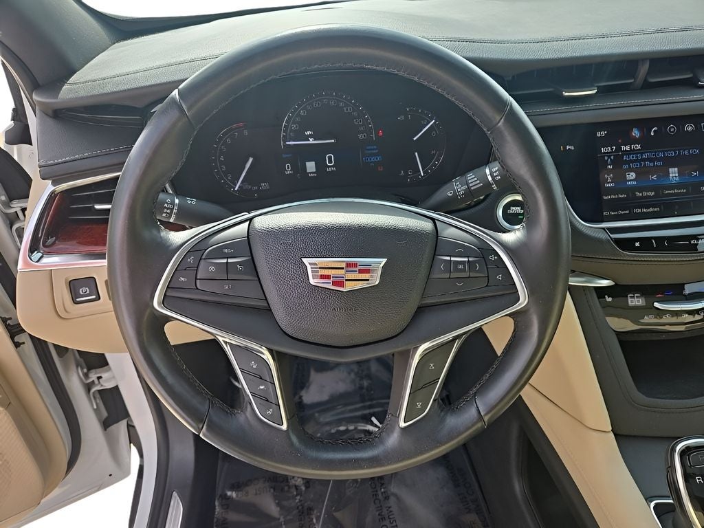 2017 Cadillac XT5 Luxury