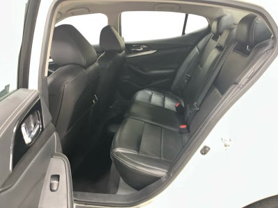 2023 Nissan Maxima SV